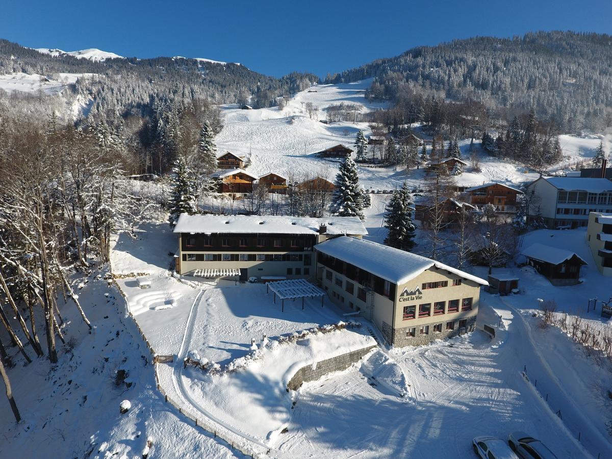 Family & Mountain Lodge C'Est La Vie Hasliberg Exterior photo